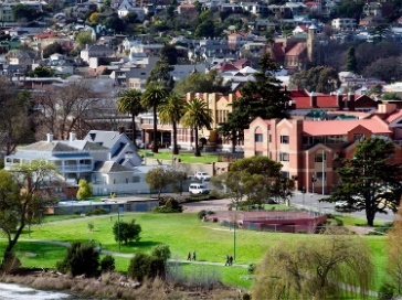 A picture containing grass, outdoor, mountain, resort

Description automatically generated